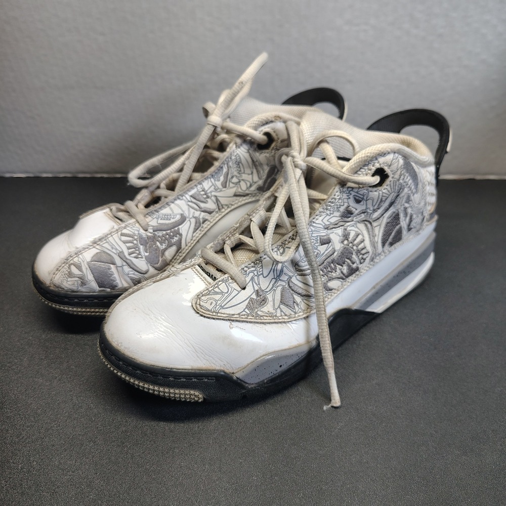 Jordan Dub Zero Sneakers Kids 3Y White Laser Etched Basketball Shoes 311070-107